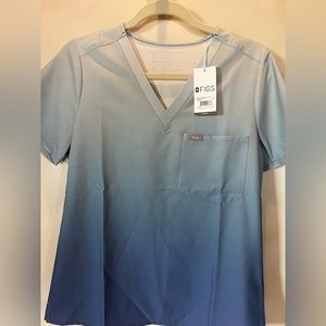 Figs Scrubs Catarina 1 pocket top in Freex
